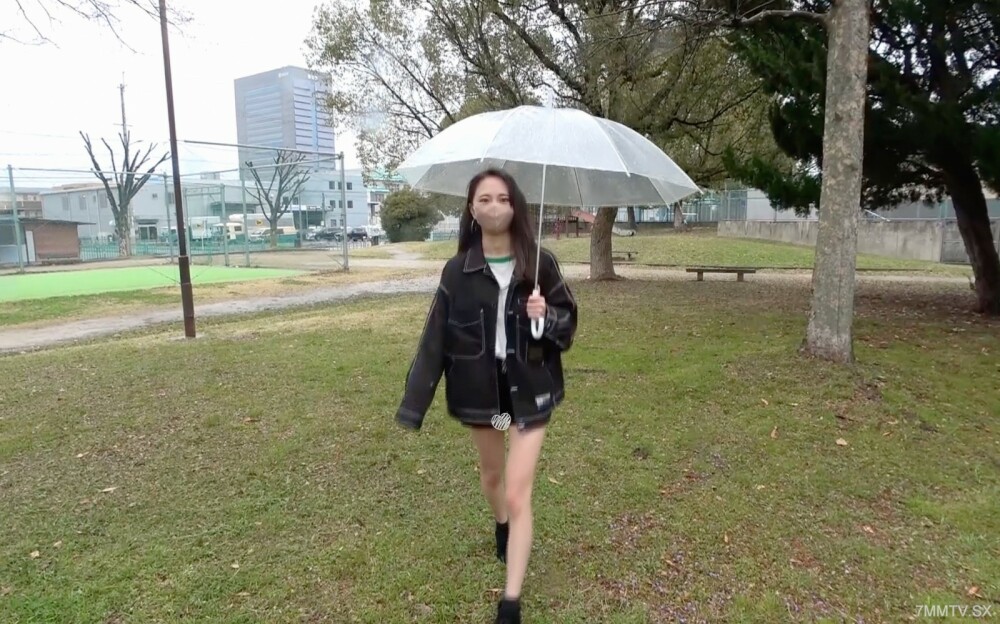 FC2-PPV-3312668 [在车上] [中出] Habu Docho的学生，对不起，我只是想在车上和你说话，我要走开。