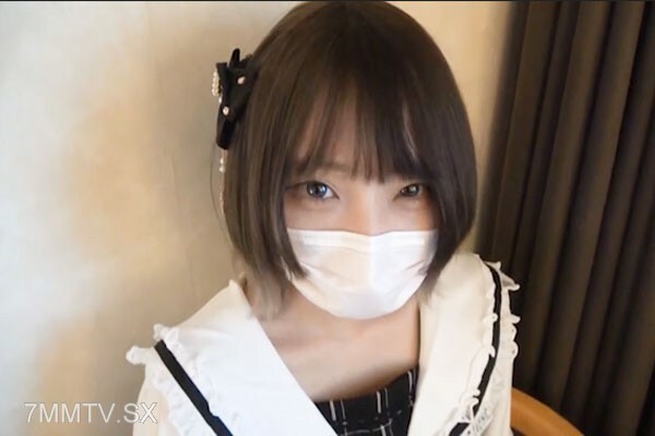 FC2-PPV-3270472 18 射精，穿刺跪，连续阴道射精