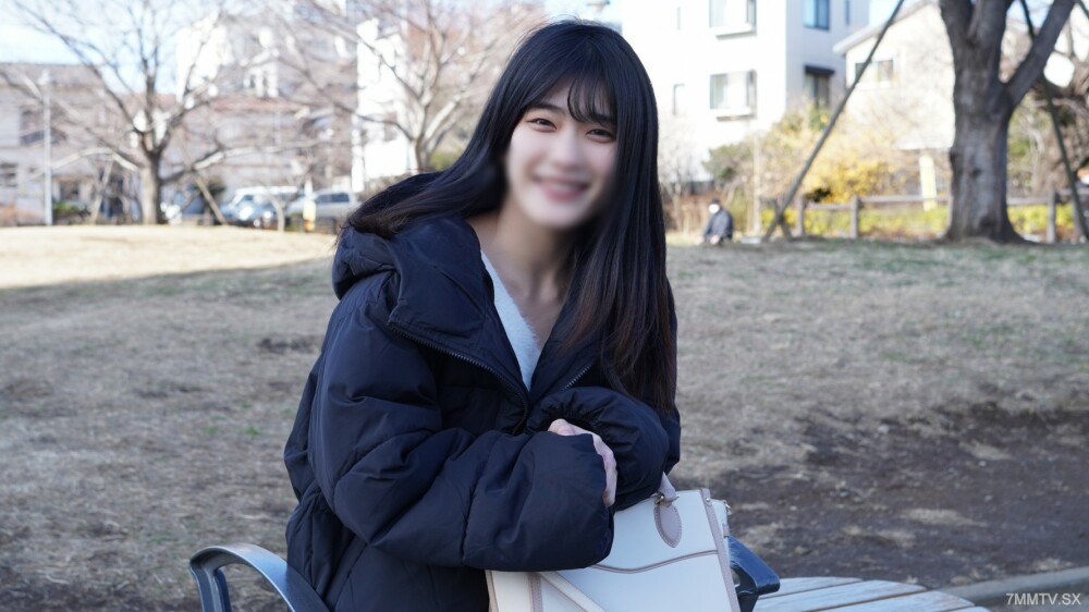 FC2-PPV-3185827 [未经审查] 第一次拍摄！如果你去，K③ 2005！我生命中的第一次阴道射精从油按摩到苗条的小美女○女人