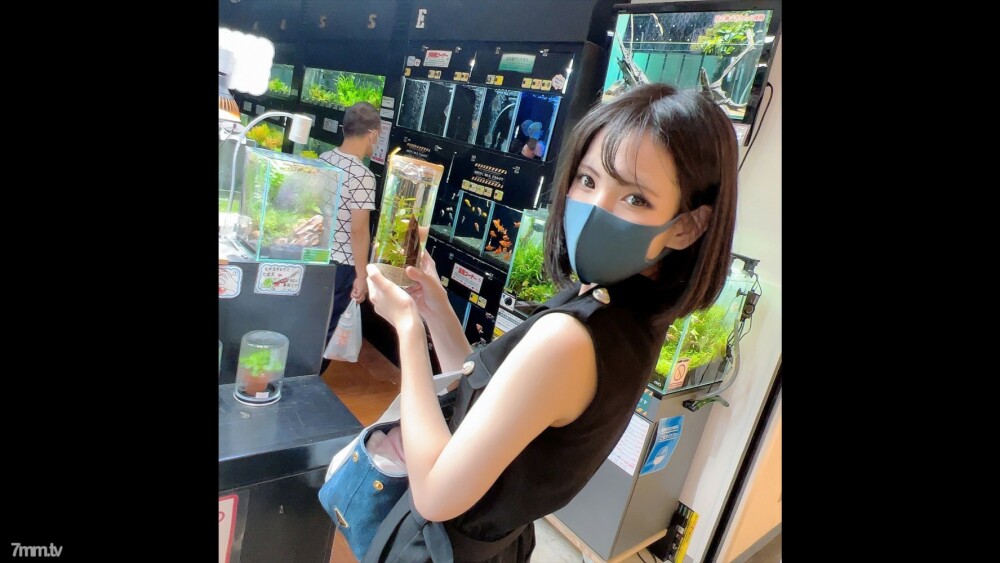 FC2-PPV-3094450 第一次拍摄！数量有限【无码】与妇产科工作的极其淫荡的美女护士的假期约会...白皙纤细的肉棒被暴力刺穿并中出两次！ ！没想到她这么贱