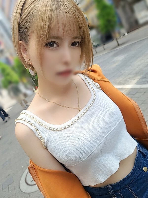 FC2-PPV-3096028 *数量有限* [立即 Sico 项目] 太容易美甲师 Kana-chan 23 岁通奸奇闻趣事没有在厕所口交 → 太兴奋无声地射在里面