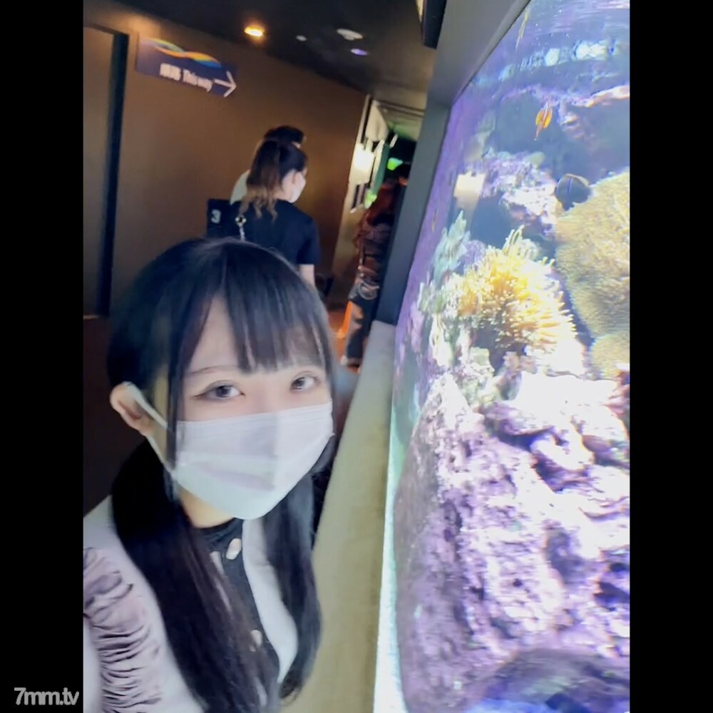 FC2-PPV-2992995 [脸流出] 书◯ 与本田美优相似的圆脸娃娃脸Non-chan的约会邀请！玩得开心后，把它带到酒店做爱！