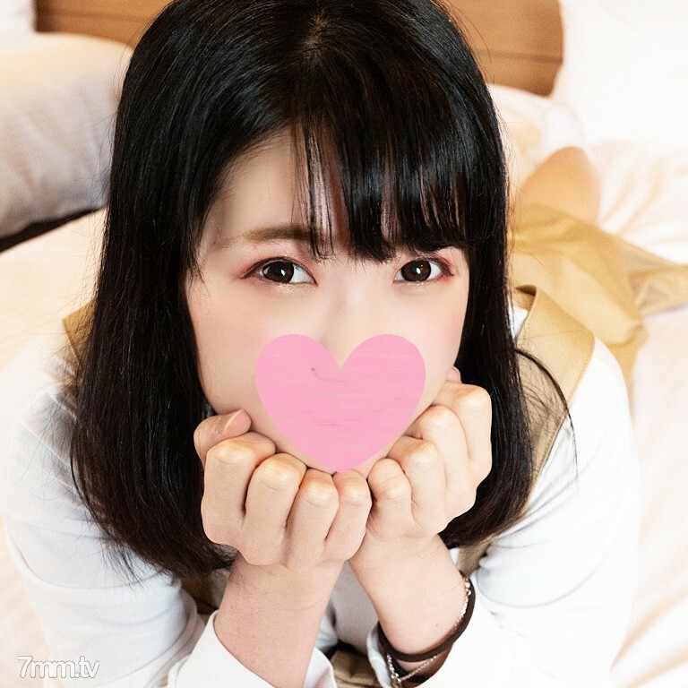 FC2-PPV-2984462 [未经审查] [配音] E 杯的前偶像配音演员♡没有与 Ojisan 公鸡的手口交仔细用眼睛。他拿著公鸡而不是麦克风，在床上而不是舞台上喘气，然后发疯了。