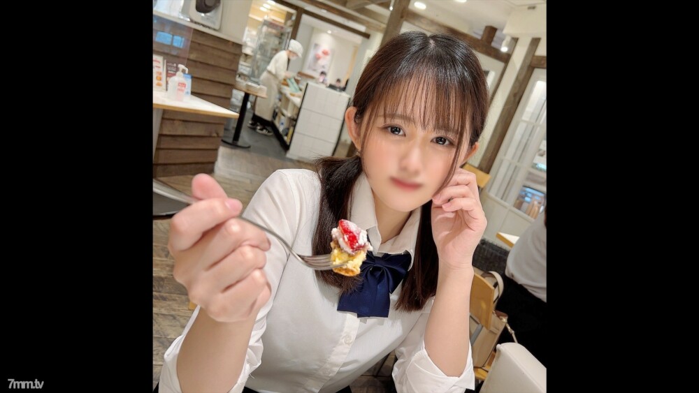 FC2-PPV-2932163 第一枪！ ！！ [完整的外观/未经审查] 一个双尾的美丽女孩女孩还不知道成年人并且有一个无辜的脸中出！ ！！ FC2-PPV-2932163