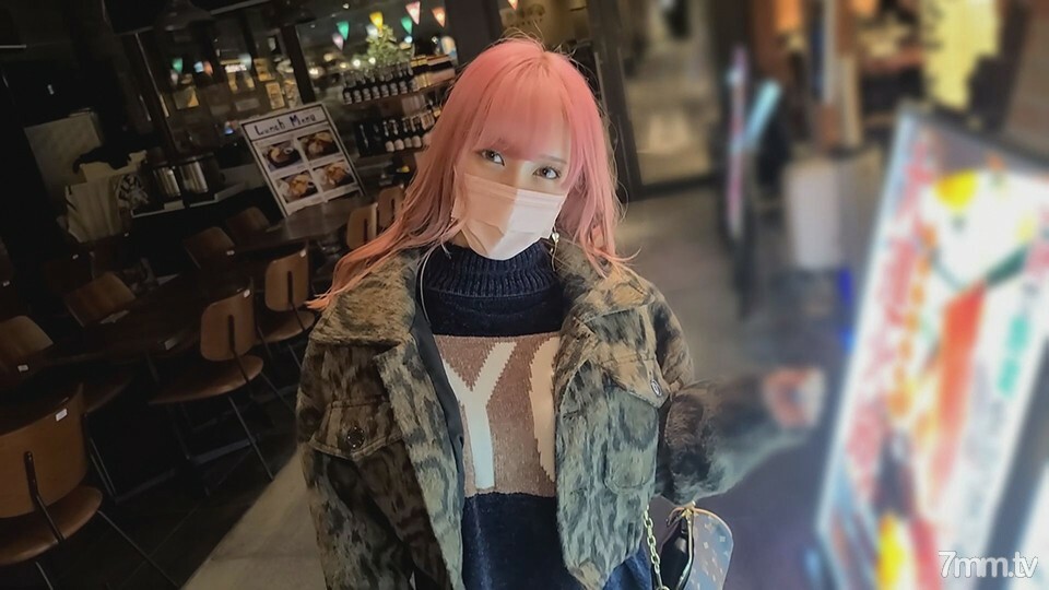 FC2-PPV-2830021 * 限时 [4/28 结束⇒ 1980PT] * [神乳] 粉红色头发 gal 美发师 (24) ☆ 生活塞一边摇晃巨大的乳房，让你想挤脸 ⇒ 感觉太好了，默默射阴道FC2-PPV -2830021