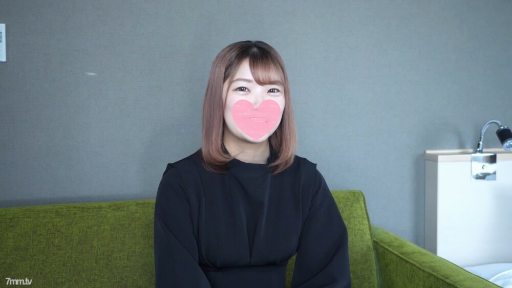 FC2-PPV-2785118 [未经审查] 一个干净利落的女孩，笑起来像个女孩，真是太棒了！房间里回荡著jubojubofera的声音，被我自己做的大鸡巴操了，这是未经授权的阴道射精！ FC2-PPV-2785118