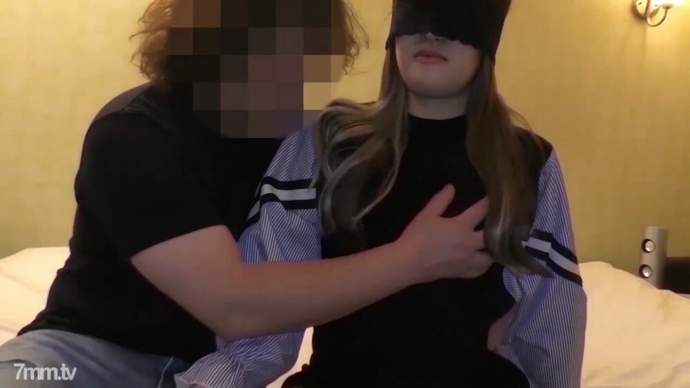 FC2-PPV-2772096 [个人拍摄/中出] 在公司打工的色情女大学生被玩具彻底侮辱！ ！！ FC2-PPV-2772096