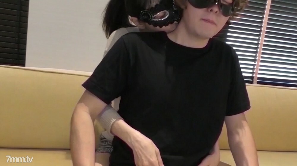 FC2-PPV-2533055 【私拍，限时pt关闭】40岁的成熟老婆只想沉浸在性爱中“我可以喜欢这个陌生人棒吗？”