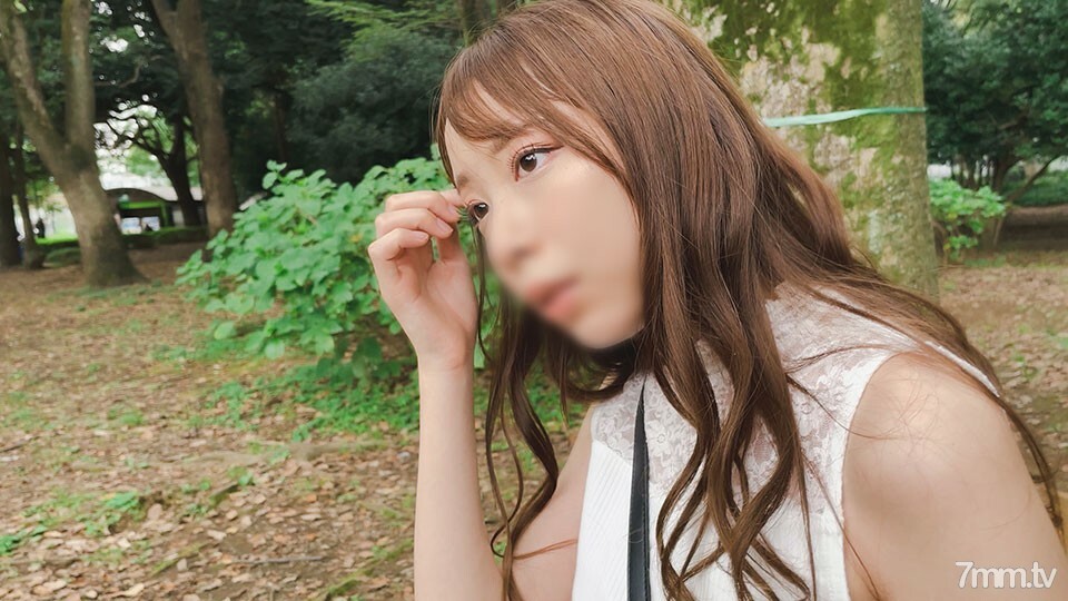 FC2-PPV-2398436 * 限时价格至11/8【2480PT⇒1980PT】Dekachin舔★纤细美丽的乳房女大学生（21）★阴茎生松鼠濒临爆炸×2