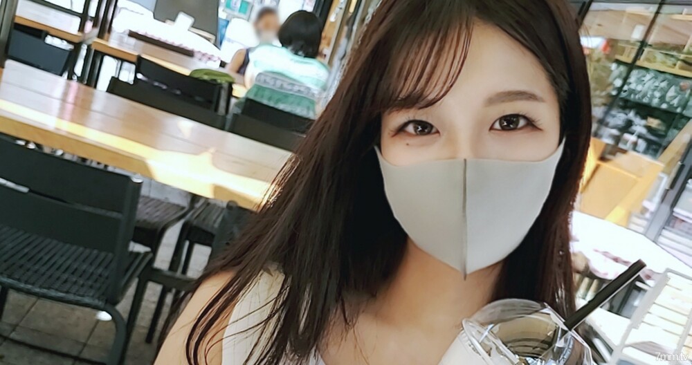 FC2-PPV-2295651 第一枪！ !!数量有限！ [未经审查] Fcup 女大学生，因学业和兼职工作而身心俱疲......几个月来首次接触人体皮肤的敏感身体具有出色的敏感性，两次中出！ !! （故事片）