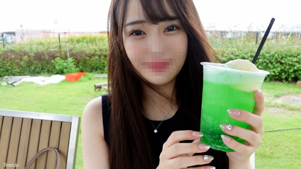 FC2-PPV-2253450 外貌！ !!数量有限！ [未经审查] 可爱、性感、淫荡......在皮肤白皙的 Gcup 美女中出漂亮的样子！！（第 1 部分）