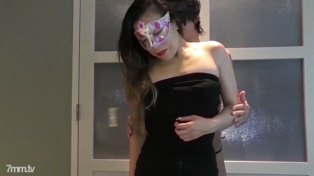 FC2-PPV-2227887 [个人拍摄/中出] 在沙洲的会员制豪华俱乐部工作，长期第一次放弃拍卖的成熟女性的 38 岁妻子