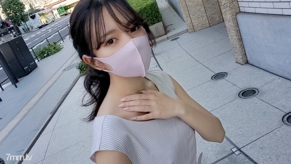 FC2-PPV-2195395 第一枪！ !!数量有限！ [未经审查] 无辜的学校马尾辫黑发大学生！它看起来很漂亮，但它的鬃毛很紧......我不禁感到尴尬，这是阴道射精“第1部分”！ !! （口交现场出现）