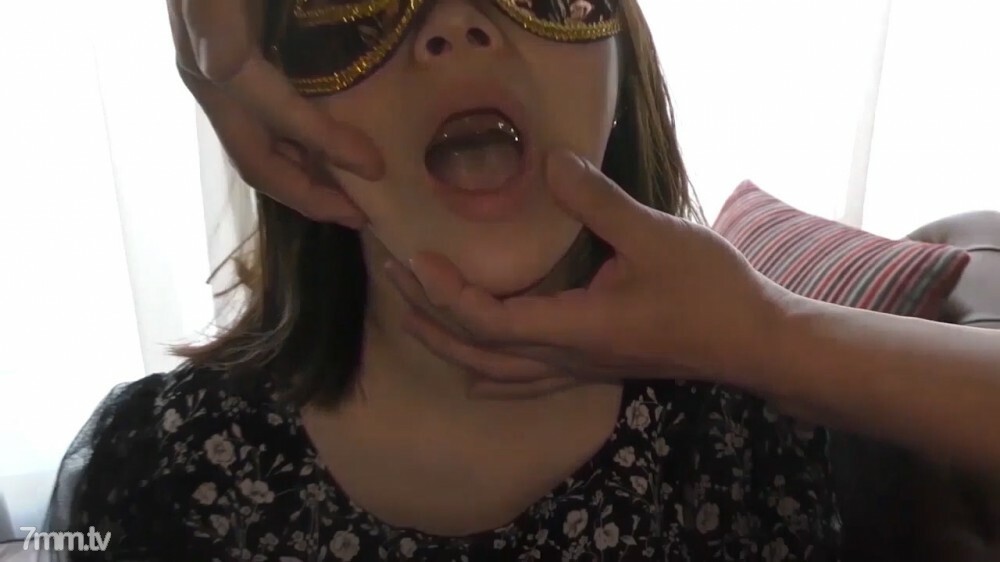 FC2-PPV-1905771 【私拍】38岁美肌人妻，欲罢不能①