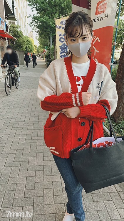 FC2-PPV-1881412 * 限时价【2480PT⇒1980PT】美内斯小姐出差偷偷带了奇闻趣事