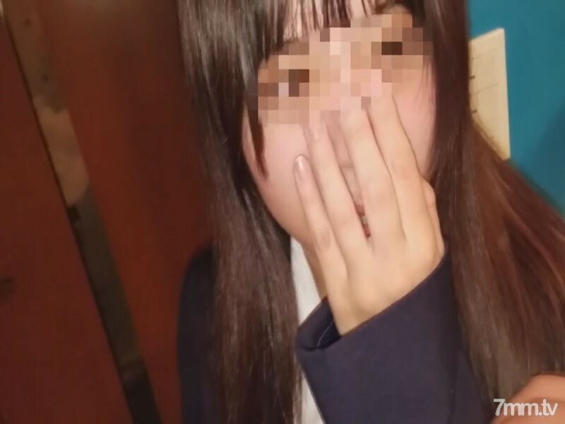 FC2-PPV-1851088 限9个【个人拍摄】县内普通课程（2）从第一次体验开始一个月......一个女孩因为她想要零花钱而尝到了叔叔积累的精子。