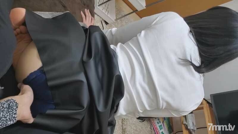 FC2-PPV-1711781 直到11980#我开始把一个缺钱的好屁股女孩带进房间