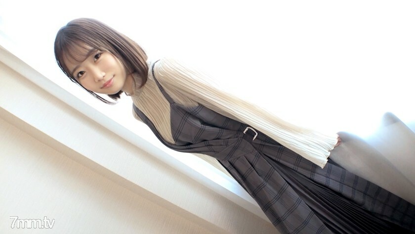 SIRO-4435 【第一枪】【皮肤白皙的女大学生】【强烈追求..】JD 20岁，只有同龄男生的经历。圈内最萌妹子任由成人技术摆布..网上AV应用→AV体验拍摄1467