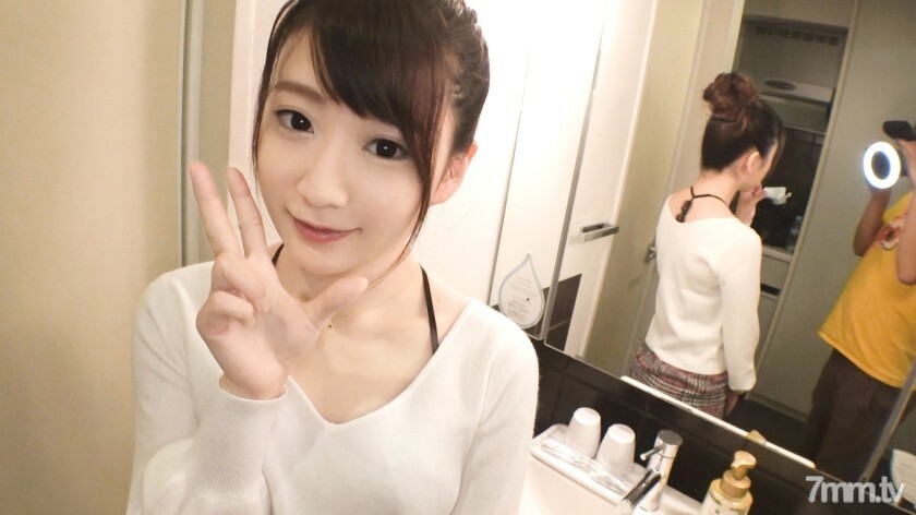 SIRO-4003 【第一枪】【尿裤子】【透明○活跃JD】透明性出众的业馀大学生，情色敏感度太高。连续去世太多次了……【第一枪】网上AV应用→AV体验拍摄1120