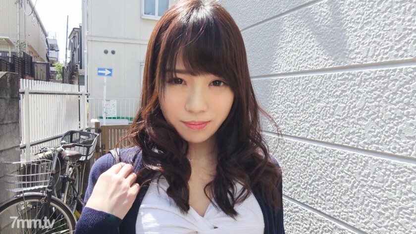 SIRO-3798 应用业馀，第一次 AV 拍摄 78 我爱舔阴！漂亮的公交导游要钱申请AV！第一次奇闻趣事！我对演员的技术感到痛苦♪