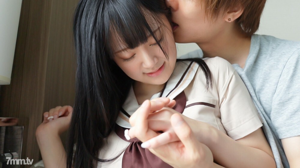 816-SUZU-01 黑发丰满女孩制服蚀刻 / 珠洲