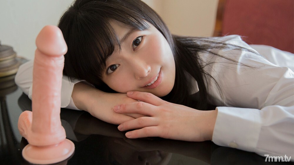 708-MIORI-K01 桌面假阳具手淫 / Miori