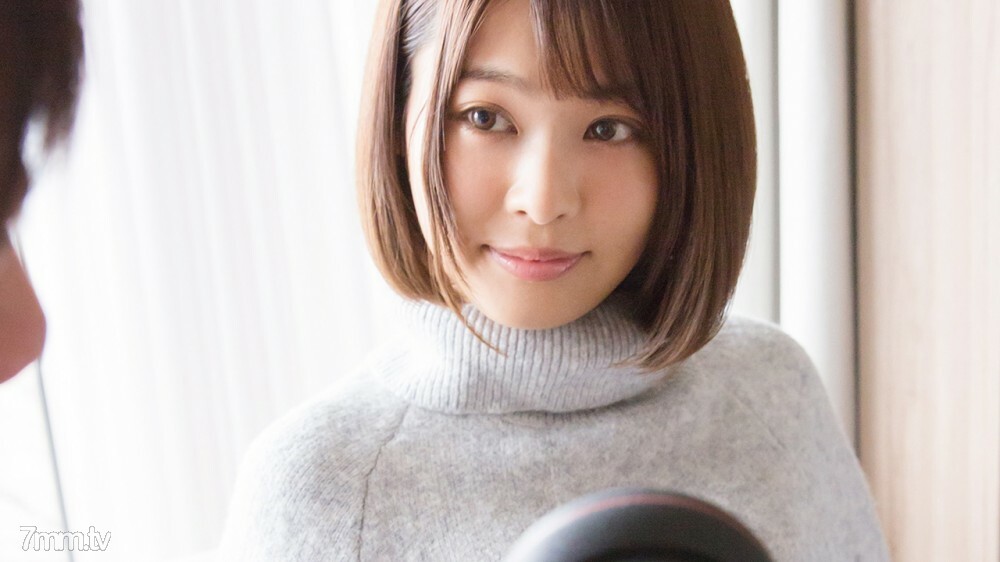 POK-001 美丽的乳房摇晃奇闻趣事 H / Ayu