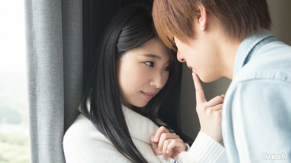 681-MIHINA-01 与超级敏感的剃光女孩 / Mihina 发生性关系