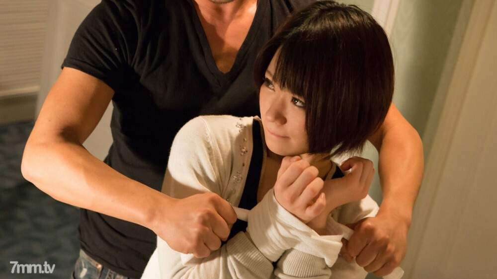 350-RUNA-04 被捆绑和兴奋的敏感女孩/Runa