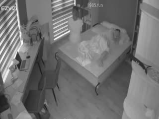 【破解莹石云家庭摄像头偷拍】极品良家少妇性欲很强每次都主动求爱