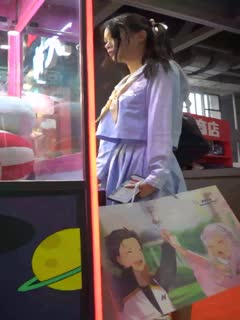 抄底系列 偷拍大师动漫展尾随几个零零后美女裙底风光兔耳眼镜jk小姐姐窄内透心凉