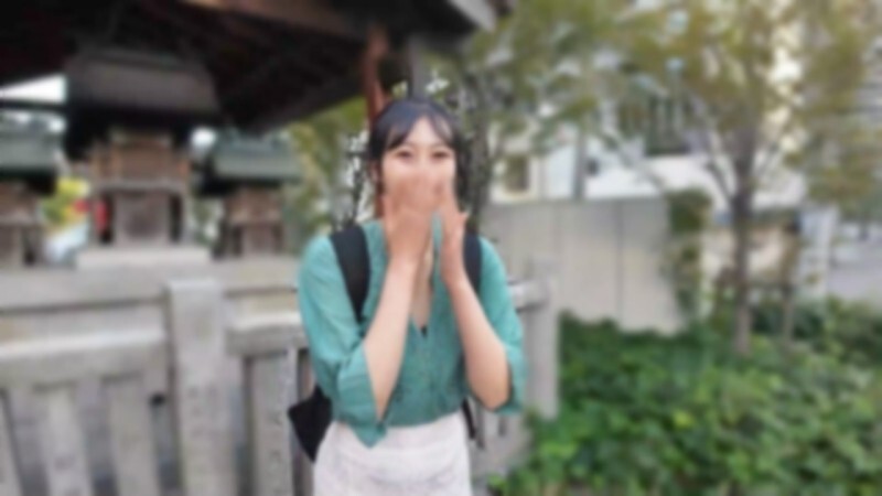 FC2-PPV-4795464 截至12号已获得1090分！ ！ 【初次见面】*身高171cm，胸部丰满的乡村女孩，刚搬到东京，在约会软体上认识了我。与她严肃的外表相反，她是个淫荡的女人，舔了我的大鸡巴蛋蛋，还想被我内射。