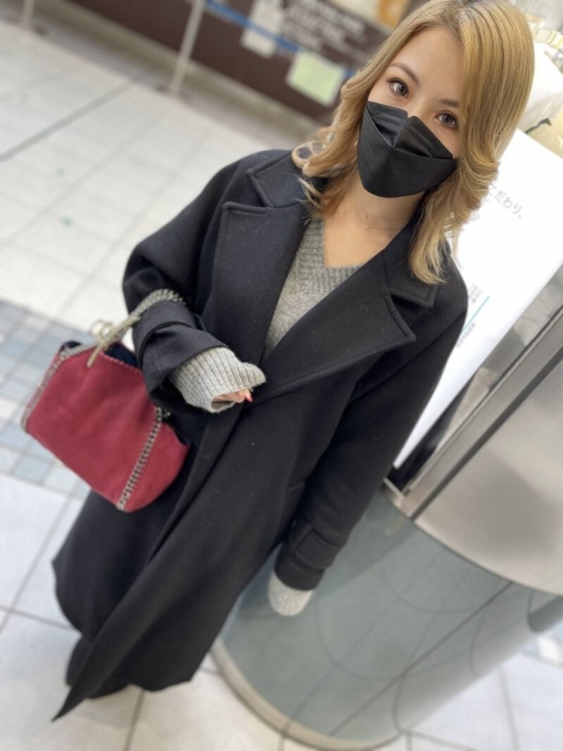 FC2-PPV-4756733 [提供私人拍摄和评论奖金] 一位美丽的四分之一俄罗斯已婚妇女遇到了麻烦，所以我们来救她了。