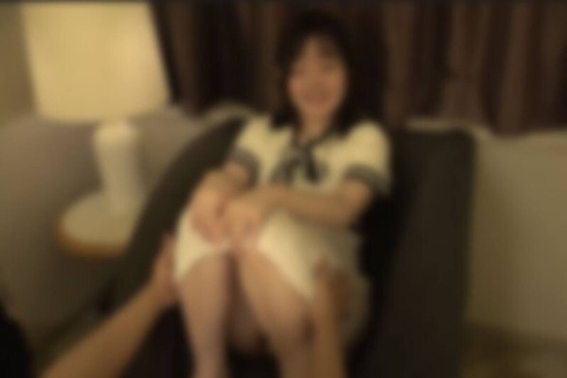 FC2-PPV-4738261 *8 月 11 日前首次使用者可享 85% 折扣* [无码] 与从乡下搬到东京的纯真无邪的年轻女士一起喝酒和进行纯情中出性爱！ ！她极度敏感的脸会让你硬起来！ ！