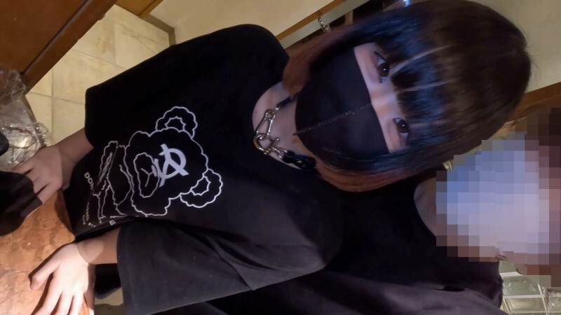 FC2-PPV-4678453 黄金周折扣。梅的第四部作品！ ！她穿著可爱、休闲的衣服，就像漫画里的角色一样。她已经洗过澡并且睡眠不足，但她仍然进行了一些业馀性行为！ ！还有 creampie