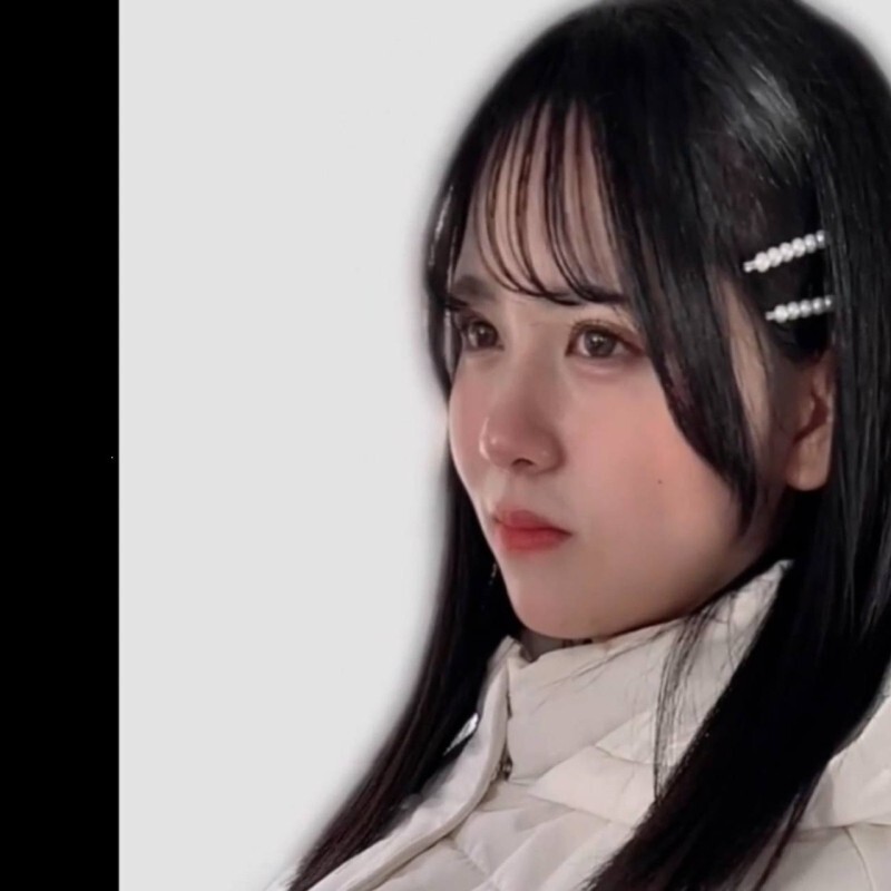 FC2-PPV-4593593 【圣诞特价】高GAKU历史，整齐的18岁隐藏母狗