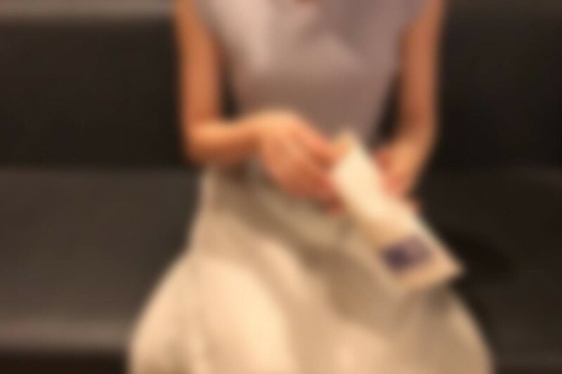 FC2-PPV-4556066 *首发数量仅限380pt*【真实故事】美丽苗条已婚女人被无情挤压注射精华*