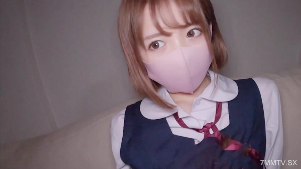 FC2-PPV-4557798 “我是一个以自我为中心的‘偶像世界’，一个‘真正’的参与者，一个私人，某个个体，一个四年级的学生*。