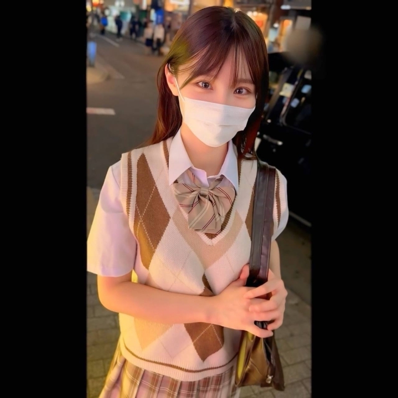 FC2-PPV-4530795 【麦当娜在课堂】偶像级18岁中出集体中出案出炉