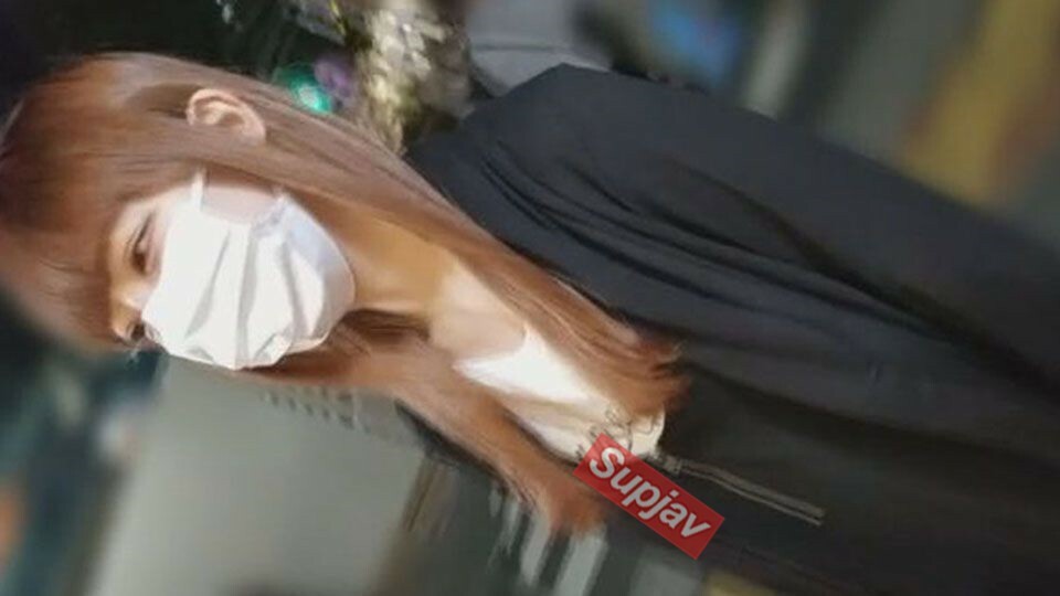 FC2-PPV-1362021 [露脸/无码] 引导敏感天真的乡下女孩逛街/口中持续射精中出（58分钟）