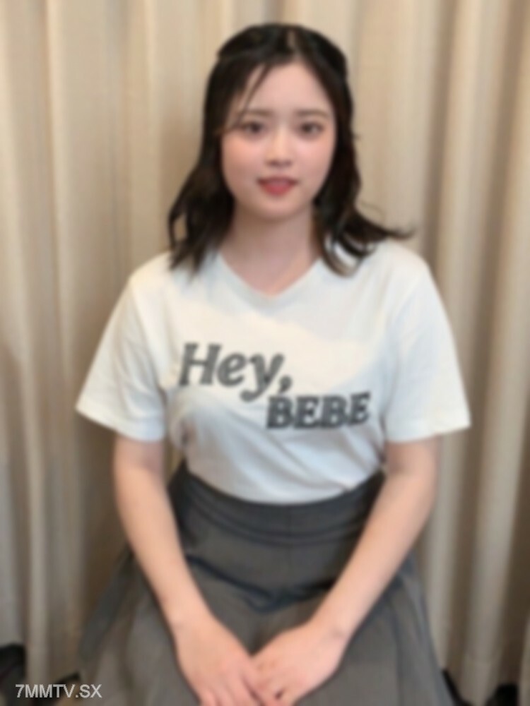 FC2-PPV-4088845 居住在东京的18岁可爱女孩，脸上挂著幸福的笑容！这一切都是针对目前在学校学习的初学者的AV水平！ ！