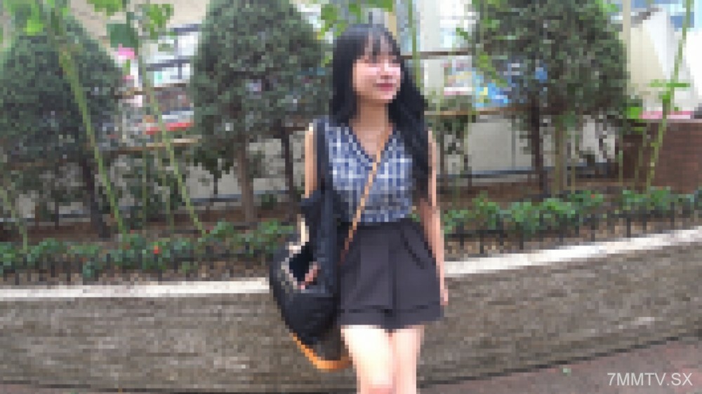 FC2-PPV-3691170 [初拍♡]0344_001 Miyu，18岁，身高150cm，体重30kg，皮肤白皙，G罩杯般的非凡美少女/女LJ爆款）