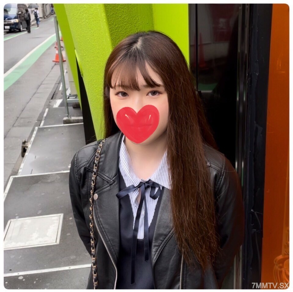 FC2-PPV-3523828 数量有限！夏日德星♪ 纯净自然的未来！ ！看看超乎想像的美臀*♪ 籽料多，清心贪美，恋爱的美女！ ！